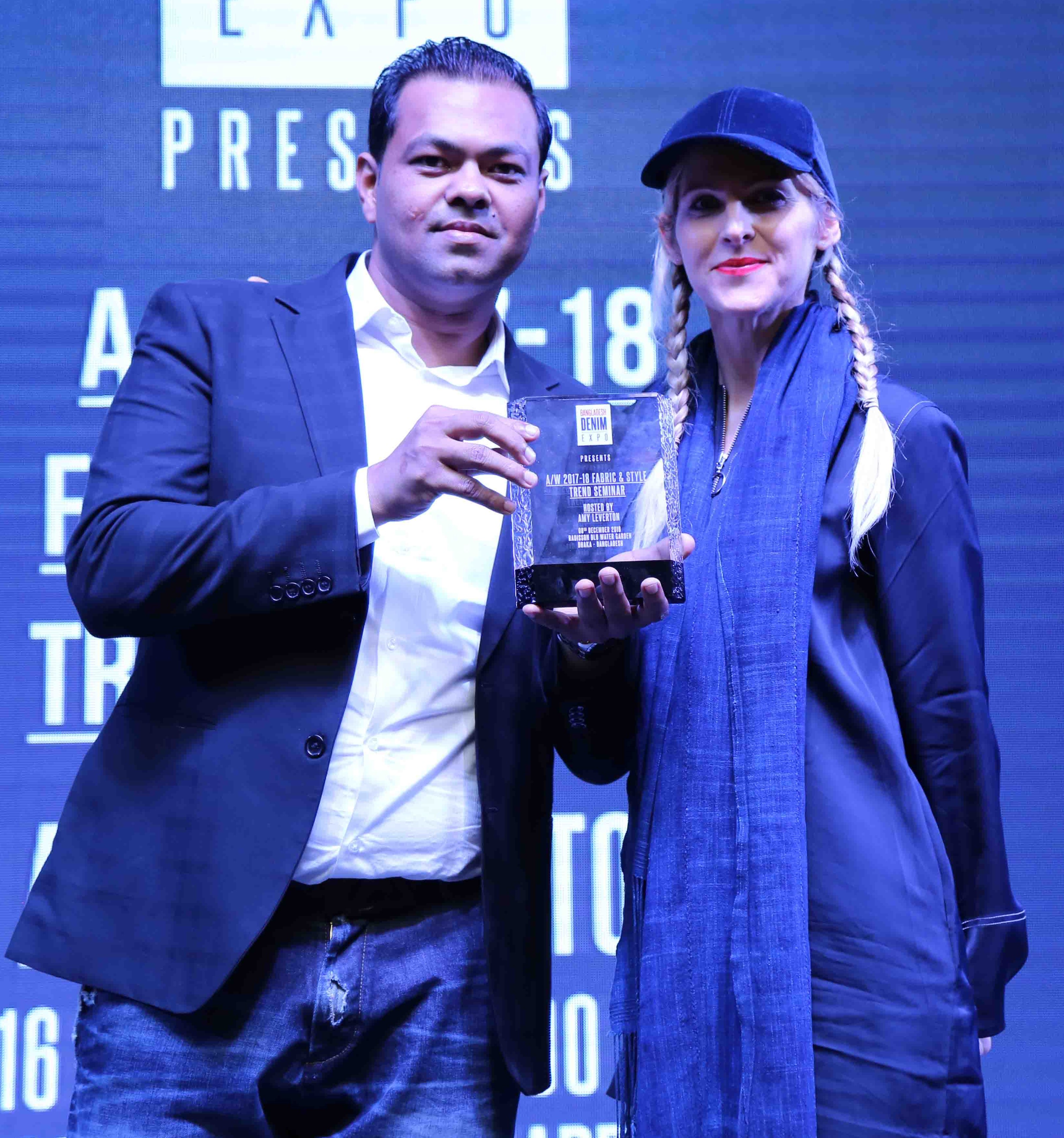 Md. Mostafiz Uddin, CEO and Founder of Bangladesh Denim Expo. id presenting crest to world renowned denim expert Ms. Amy Leverton 